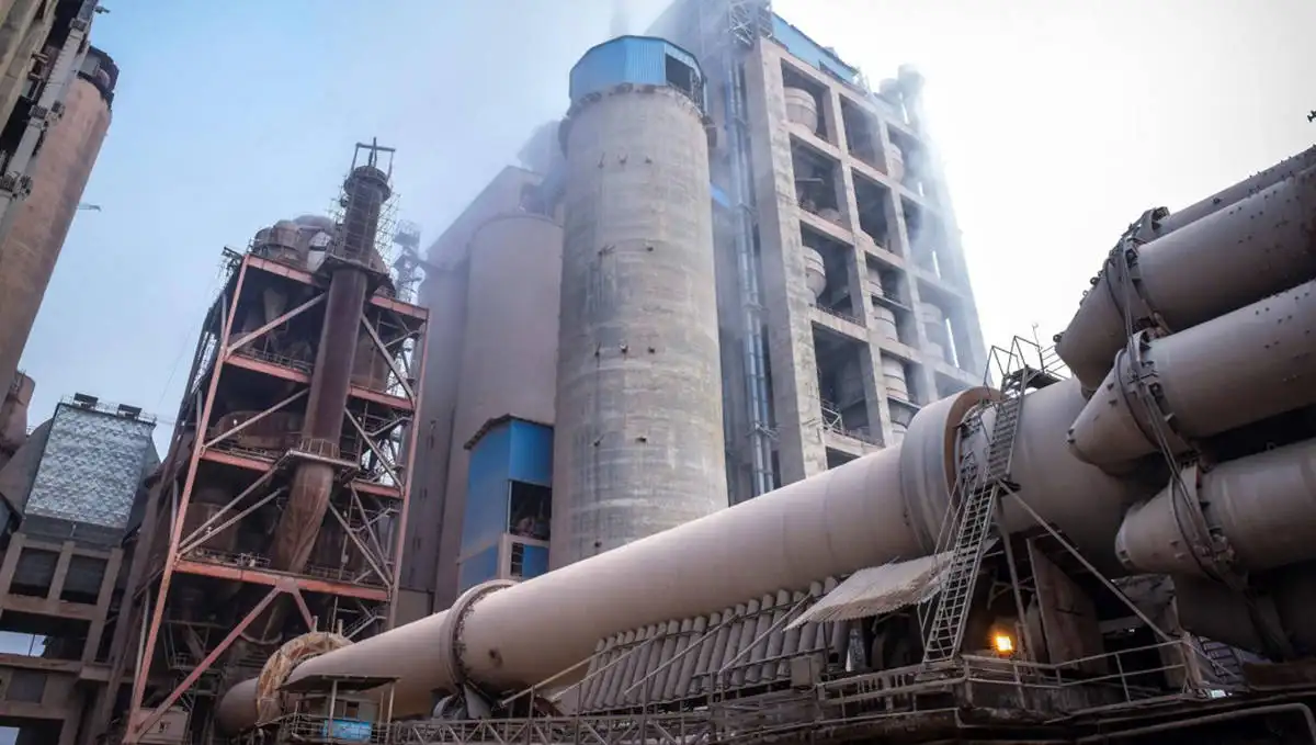 آیا عوارض کار در کارخانه سیمان دائمی است؟